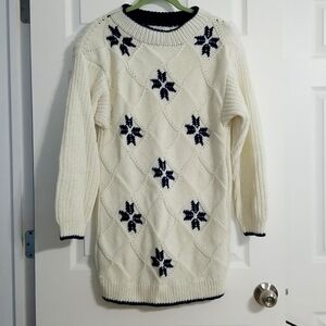 Women's sweater